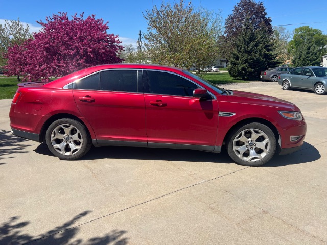 2011 Ford Taurus SHO