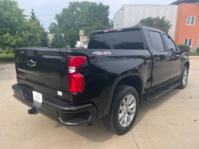 2022 Chevrolet Silverado 1500 LTD 4WD Crew Cab Short Bed Custom
