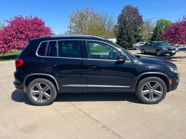 2017 Volkswagen Tiguan 2.0T Sport