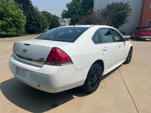 2011 Chevrolet Impala LS