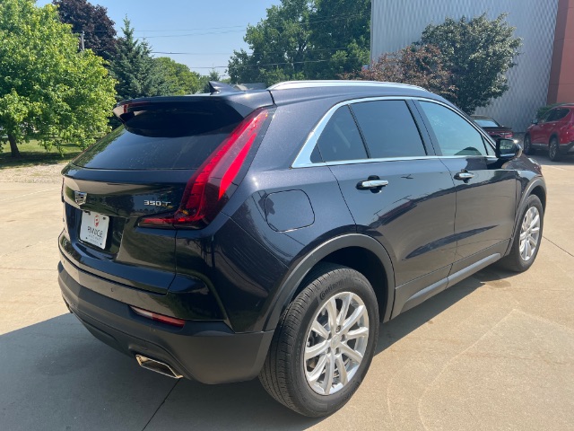 2022 Cadillac XT4 AWD Luxury