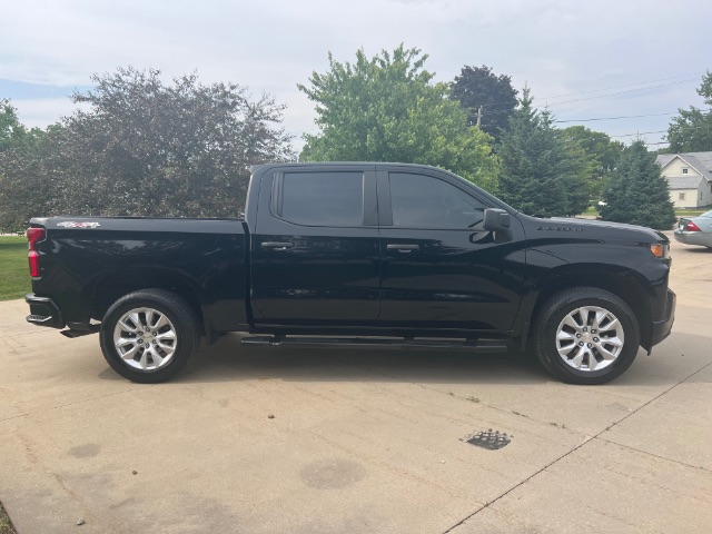 2022 Chevrolet Silverado 1500 LTD 4WD Crew Cab Short Bed Custom