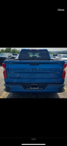 2023 Chevrolet Silverado 1500 4WD Crew Cab Short Bed Custom