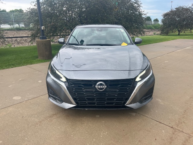 2023 Nissan Altima SL FWD