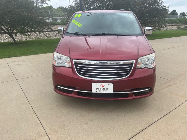 2014 Chrysler Town & Country Touring