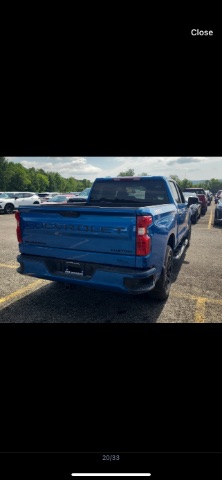 2023 Chevrolet Silverado 1500 4WD Crew Cab Short Bed Custom