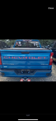 2022 Chevrolet Silverado 1500 4WD Crew Cab Short Bed Custom