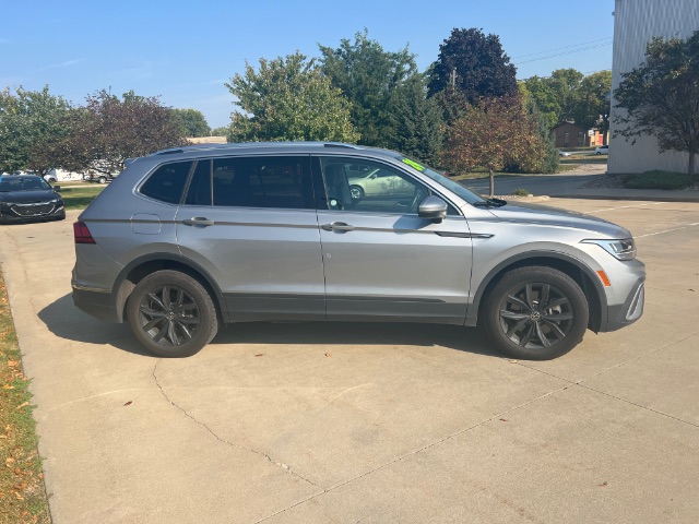 2024 Volkswagen Tiguan 2.0T SE | 2.0T Wolfsburg Edition