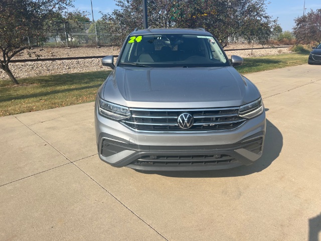 2024 Volkswagen Tiguan 2.0T SE | 2.0T Wolfsburg Edition