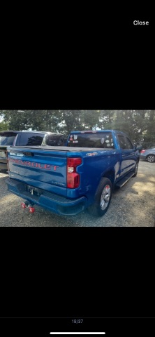 2022 Chevrolet Silverado 1500 4WD Crew Cab Short Bed Custom