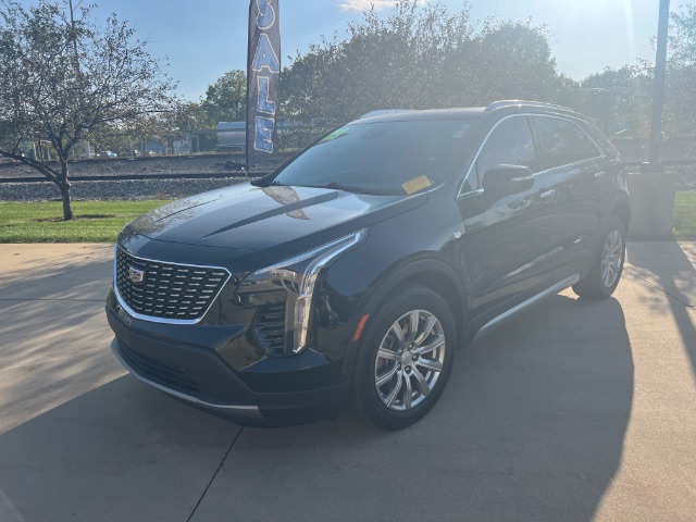 2023 Cadillac XT4 AWD Premium Luxury