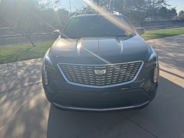 2023 Cadillac XT4 AWD Premium Luxury