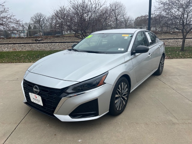 2024 Nissan Altima SV