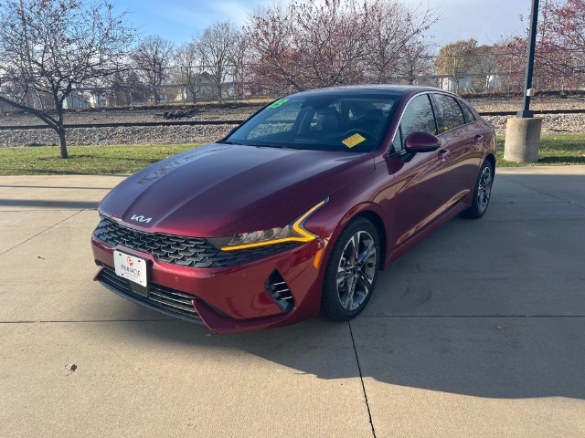 2023 Kia K5 EX's photo