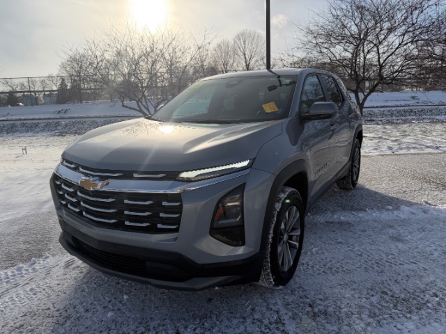 2025 Chevrolet Equinox LT's photo