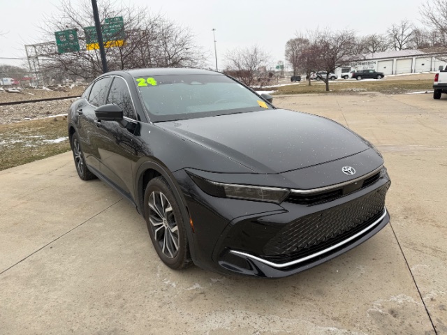 2024 Toyota Crown XLE | Limited