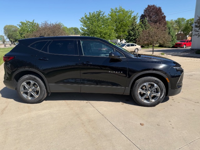 2025 Chevrolet Blazer AWD 2LT
