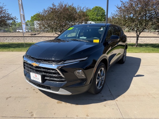 2025 Chevrolet Blazer 2.0T 2LT AWD's photo