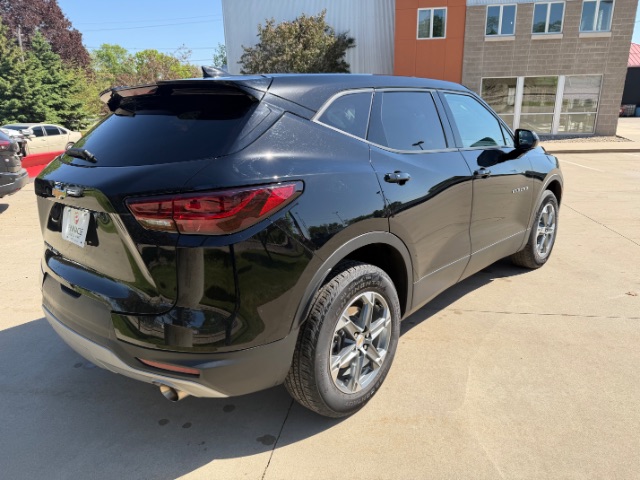 2025 Chevrolet Blazer AWD 2LT