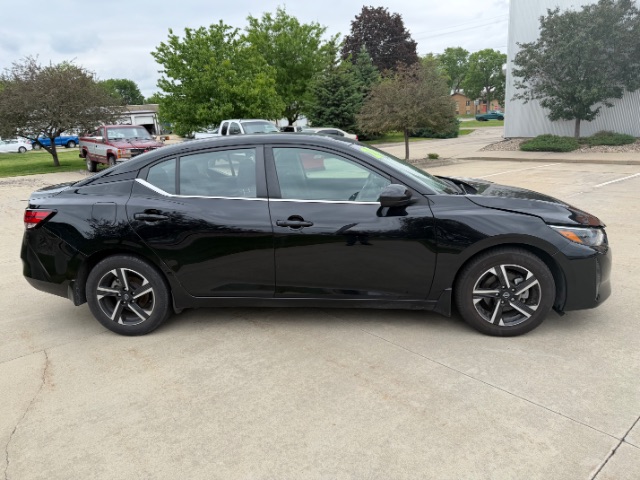 2024 Nissan Sentra SV Xtronic CVT