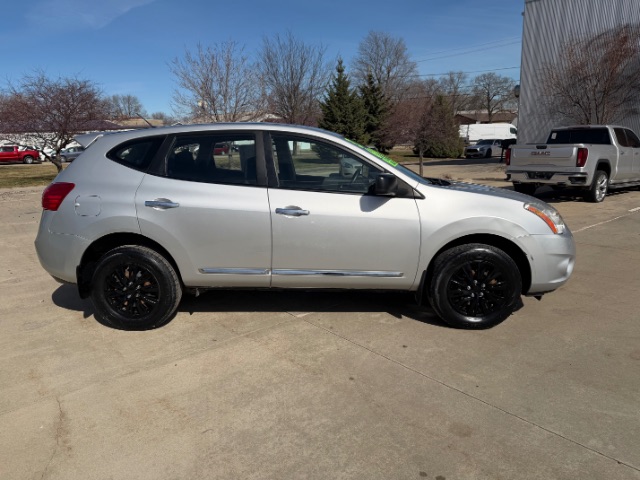 2013 Nissan Rogue SV FWD