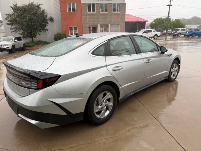 2025 Hyundai Sonata SE