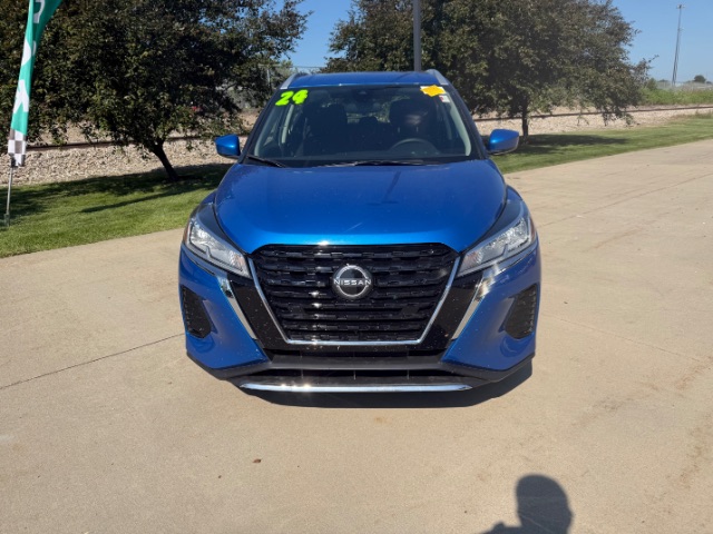2024 Nissan Kicks SV Xtronic CVT