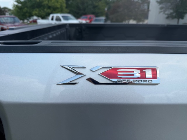 2021 GMC Sierra 1500 SLT - Photo 6