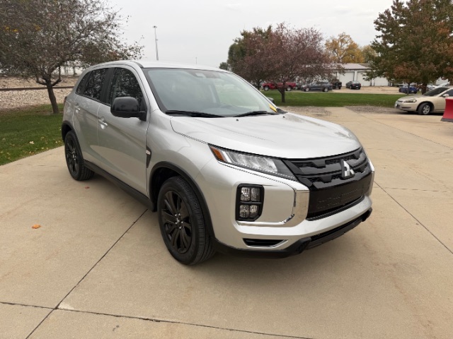 2026 Mitsubishi Outlander Sport 2.0 S | 2.0 ES | 2.0 LE | 2.0 SE | 2.0 Trail Edition | 2.0 Ralliart